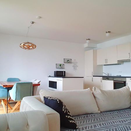 Near Lake Two Bedroom Duplex Apartment Вена Экстерьер фото