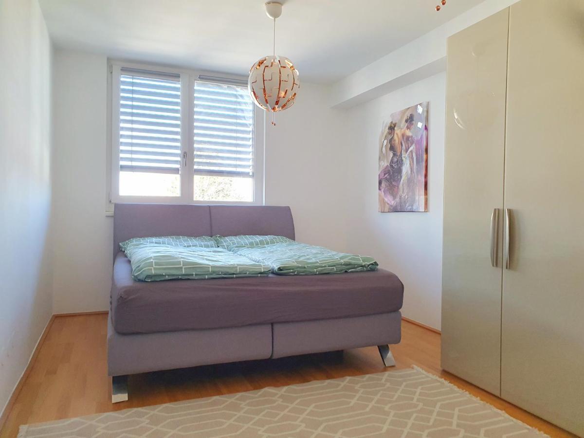 Near Lake Two Bedroom Duplex Apartment Вена Экстерьер фото
